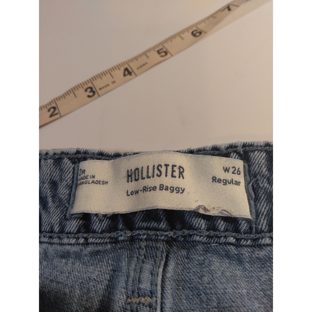 Hollister Womens Low Rise Baggy Jeans Size 26 R Blue Light Wash Wide Leg - Picture 3 of 9